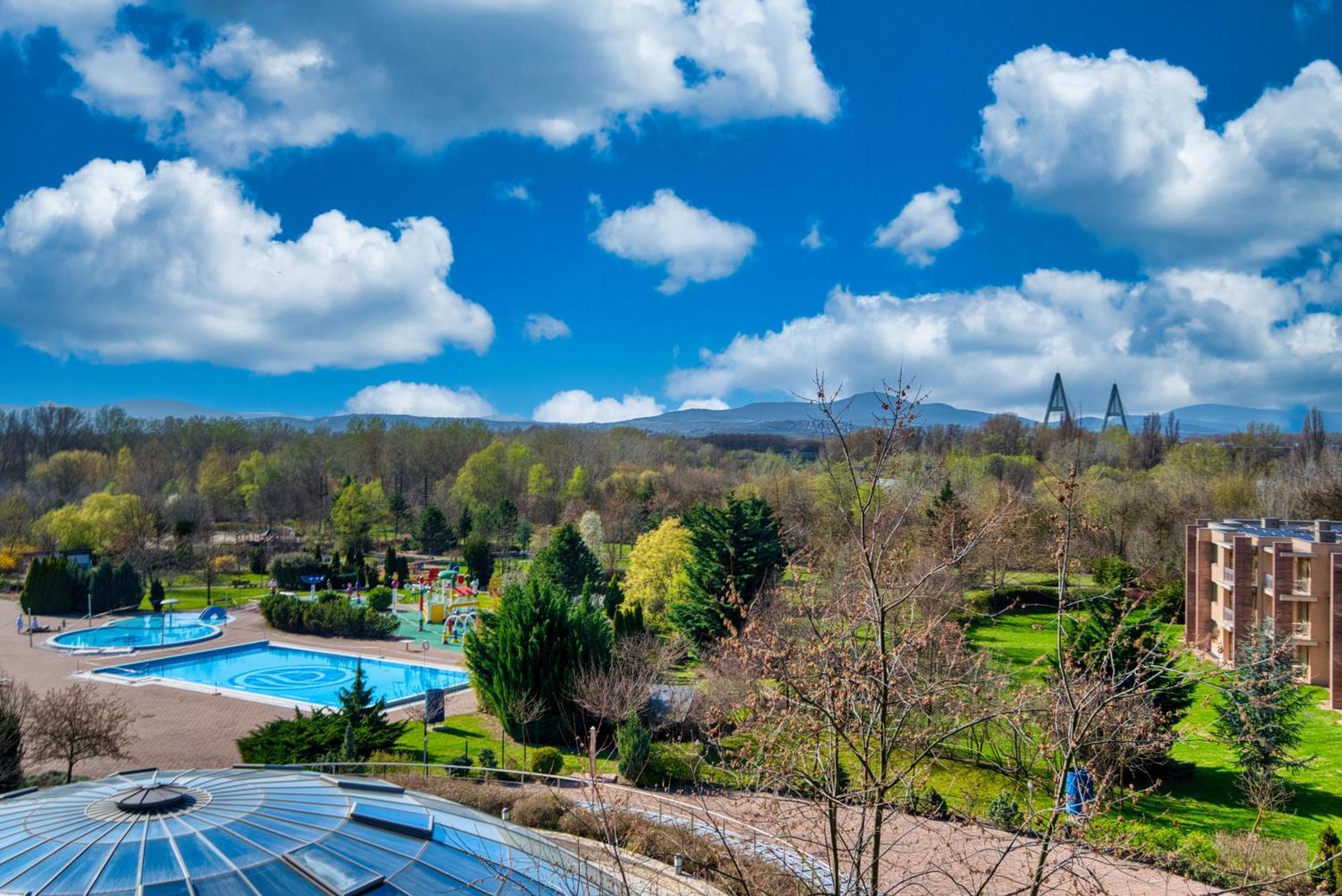 Aquaworld Resort Budapest Esterno foto